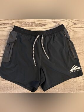 Nike Trail Men’s Second Sunrise Running Shorts - Small - 5” Lined - Black